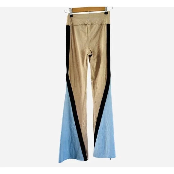 Free People Movement Hot Shot Kick Flare Yoga Pants Ice Coffee Combo Tan Blue XS - Picture 12 of 12